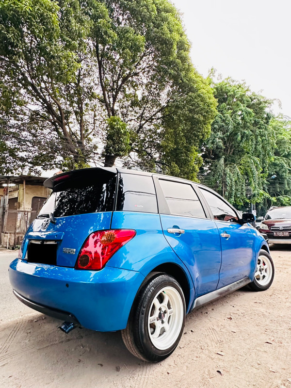 2004 Toyota Ist 2004 Toyota Ist