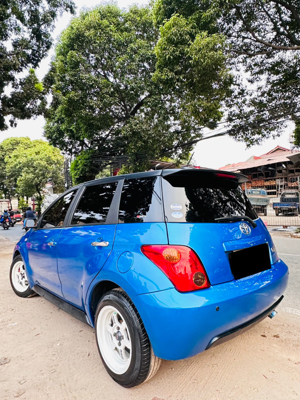 2004 Toyota Ist 2004 Toyota Ist