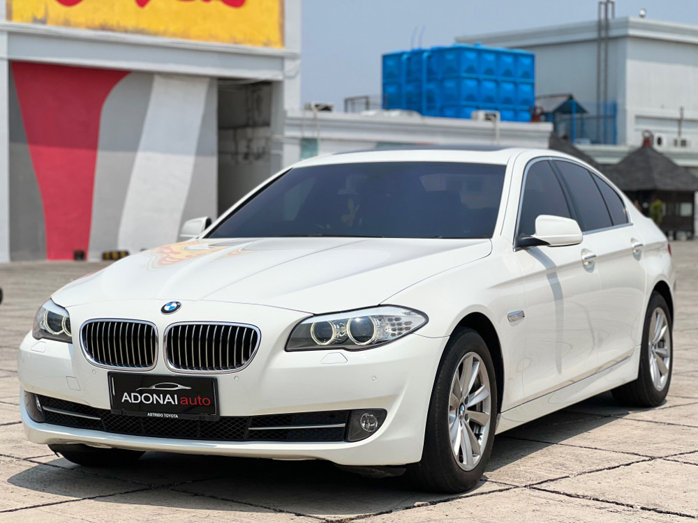 2013 BMW 5 Series Sedan 2013 BMW 5 Series Sedan