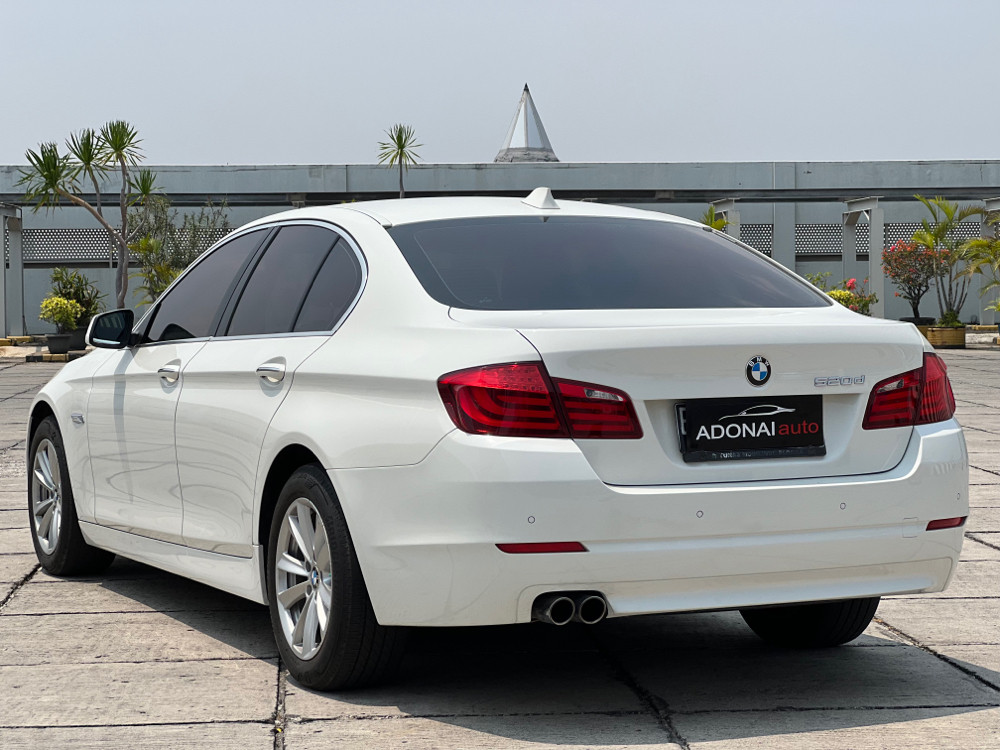 2013 BMW 5 Series Sedan 2013 BMW 5 Series Sedan