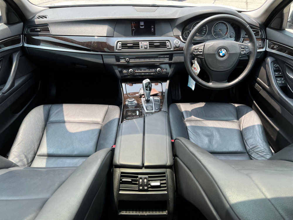 2013 BMW 5 Series Sedan 2013 BMW 5 Series Sedan