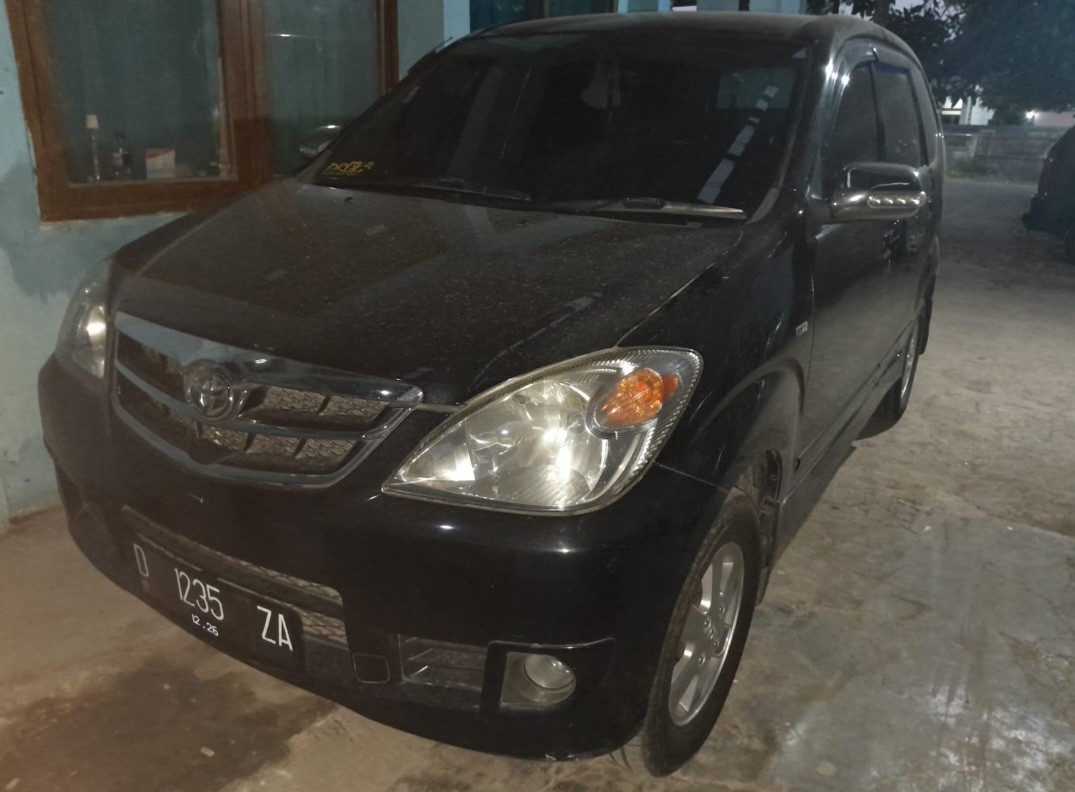 Second Hand 2009 Toyota Avanza Second Hand 2009 Toyota Avanza
