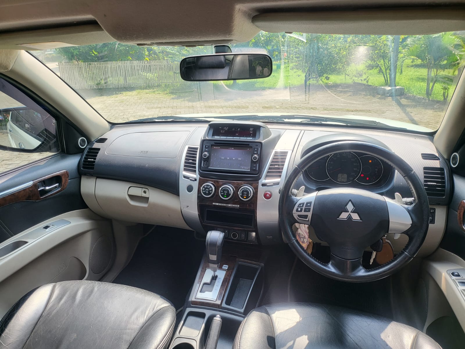 2014 Mitsubishi Pajero Sport  2014 Mitsubishi Pajero Sport