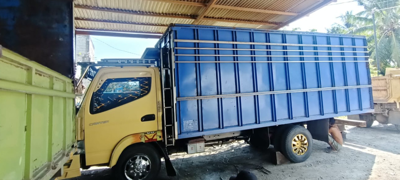 2012 Mitsubishi Colt L300 2012 Mitsubishi Colt L300