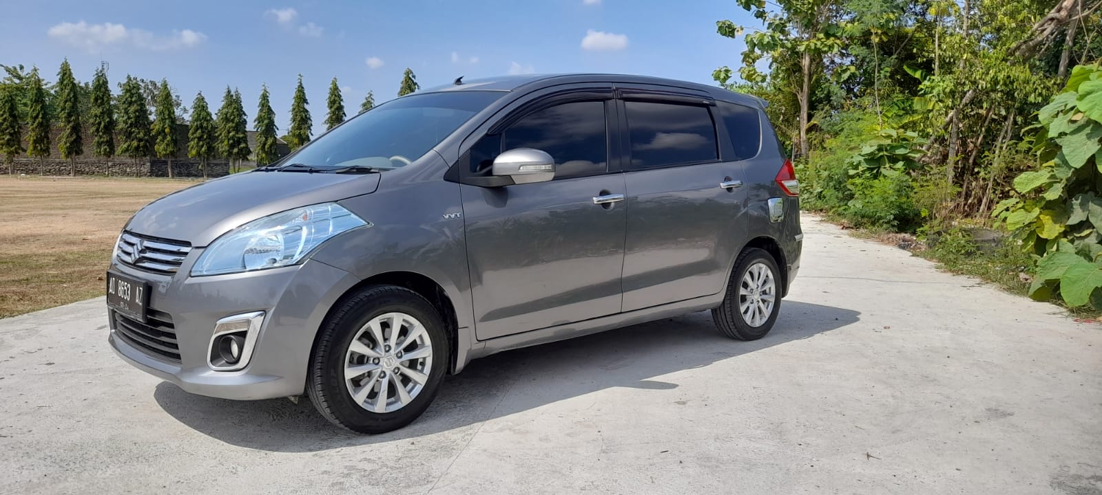 2014 Suzuki Ertiga  2014 Suzuki Ertiga