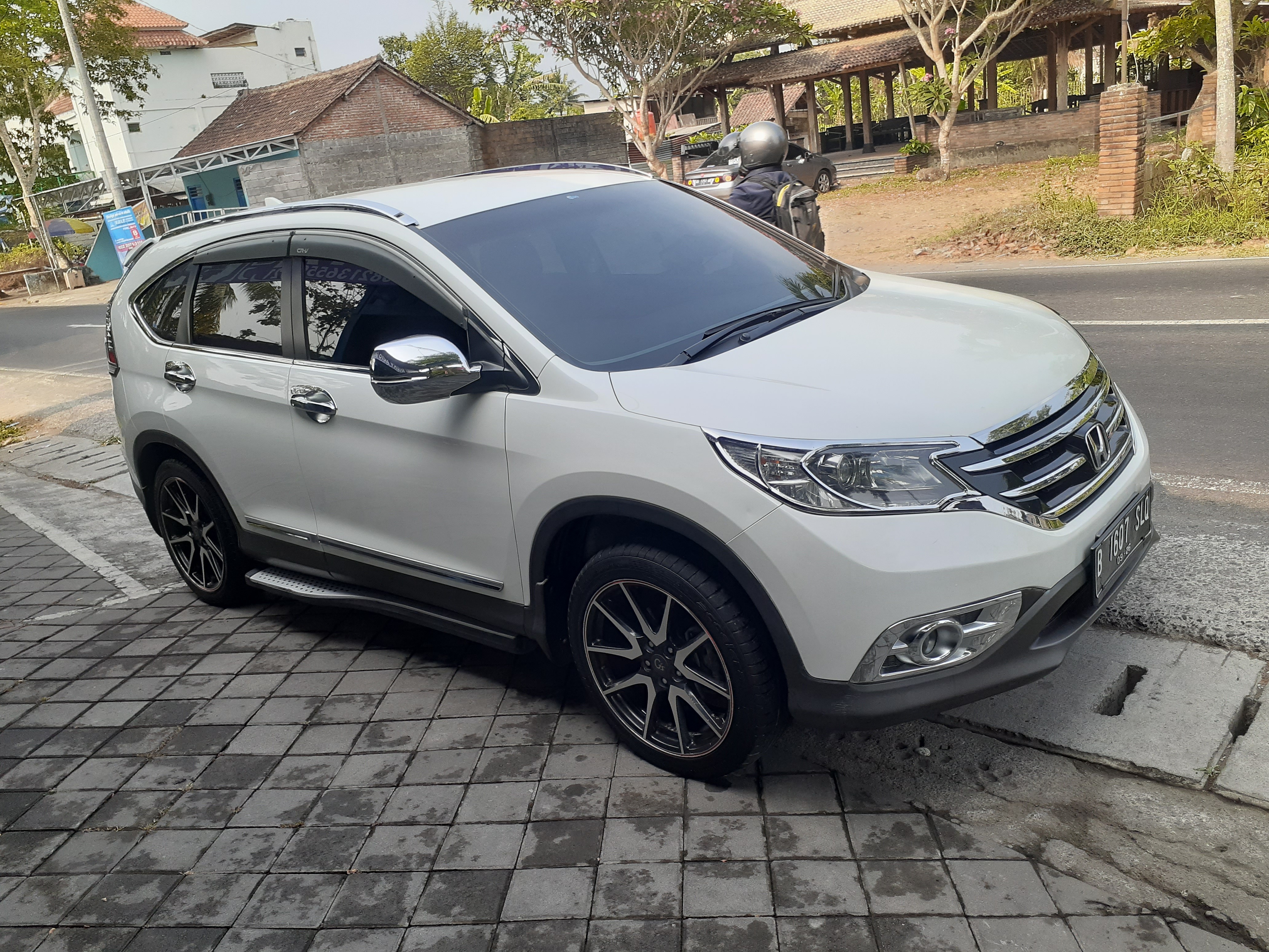 2012 Honda CR-V  2.0L M/T DOHC 2012 Honda CR-V  2.0L M/T DOHC