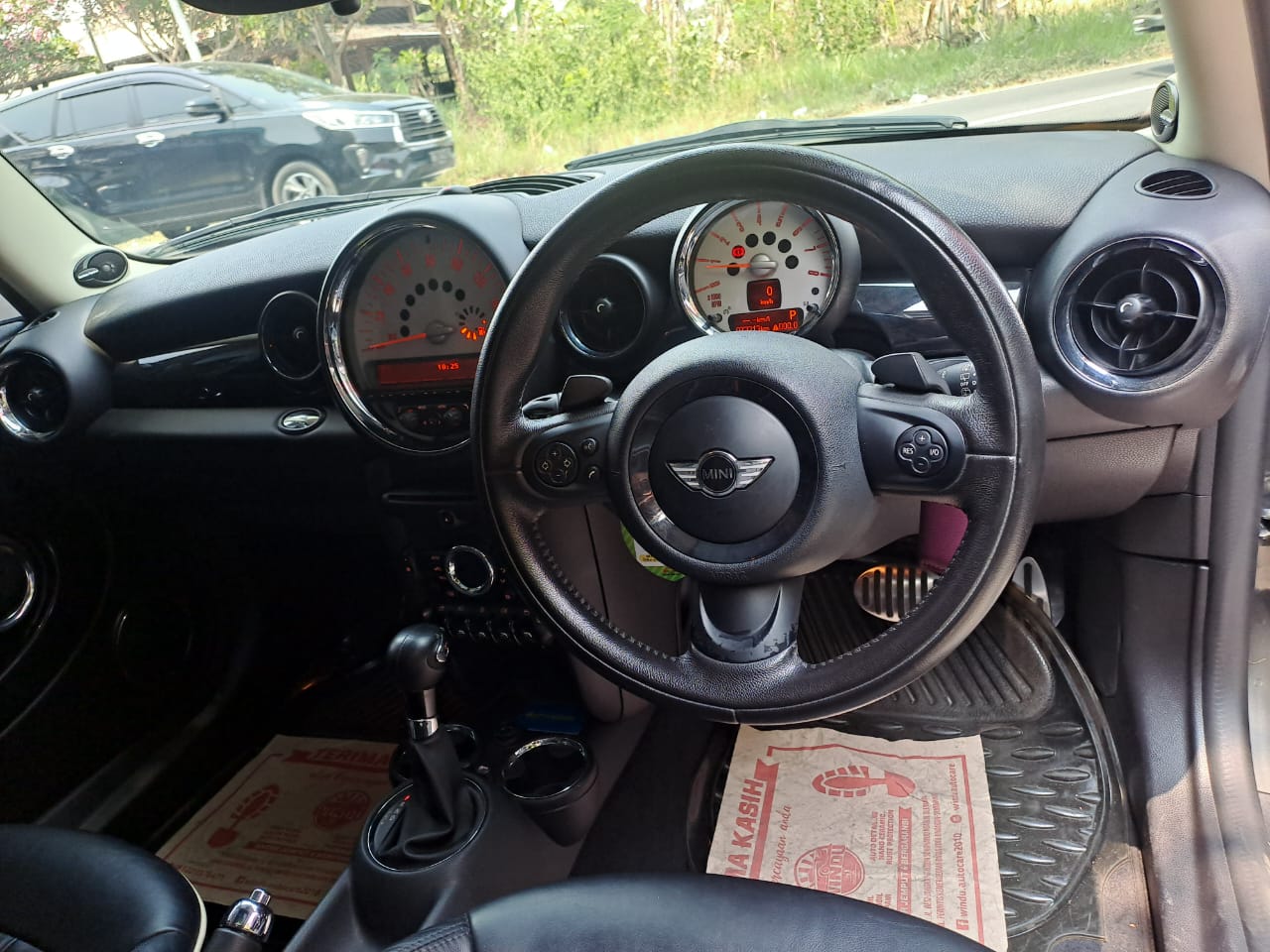 2011 MINI Cooper S 2 AT 2011 MINI Cooper S 2 AT