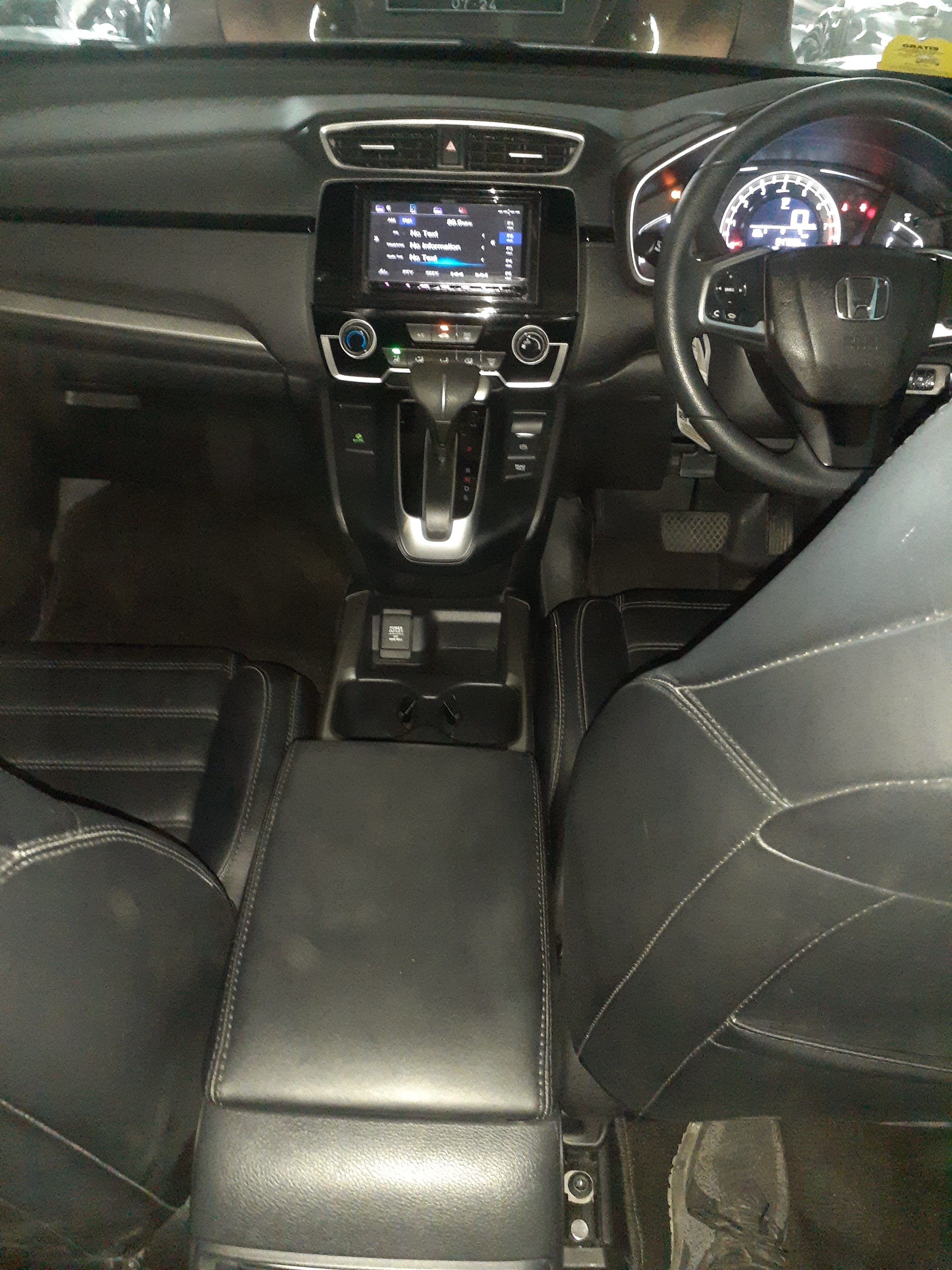 2017 Honda CR-V  2.0L AT FACELIFT 2017 Honda CR-V  2.0L AT FACELIFT