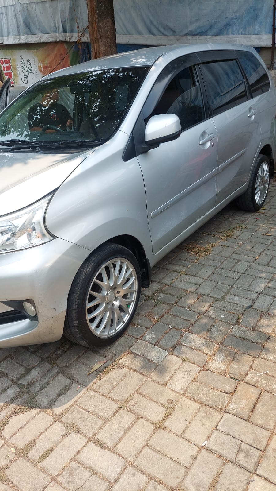2017 Daihatsu Xenia Bekas 2017 Daihatsu Xenia Bekas