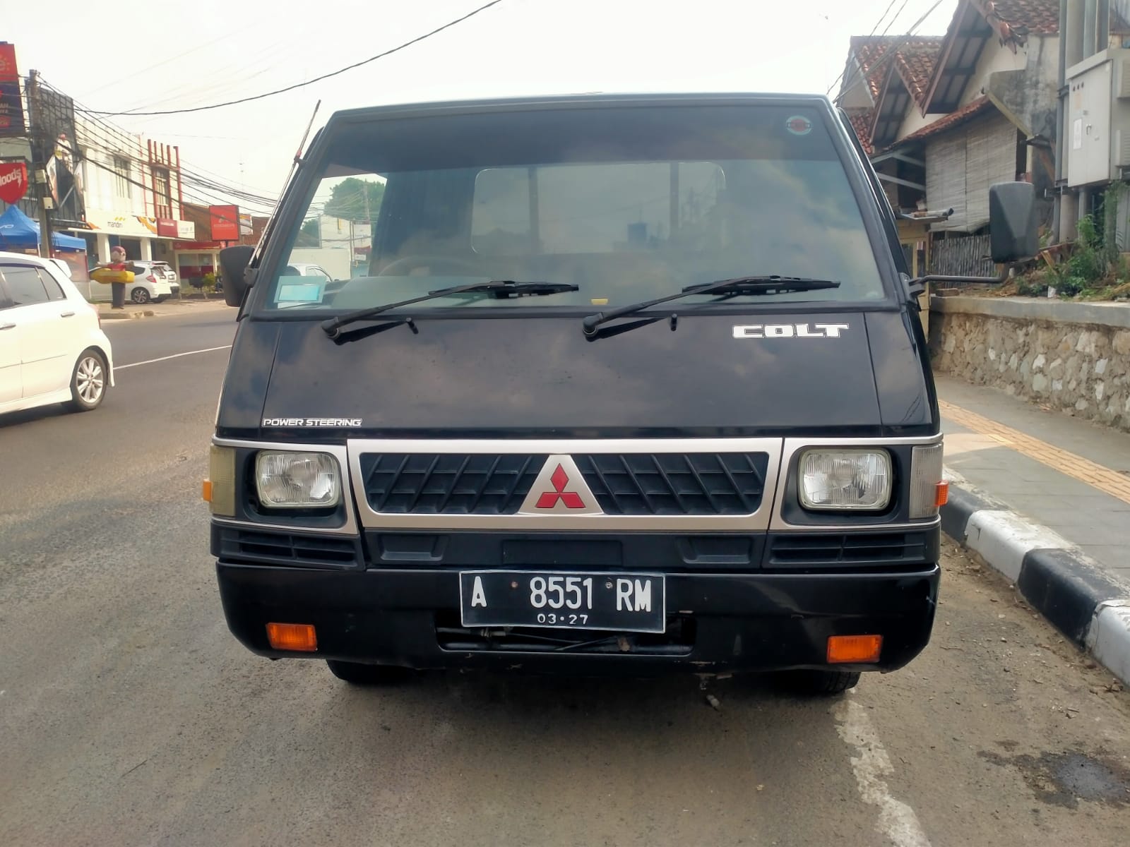 2016 Mitsubishi Colt L300 2016 Mitsubishi Colt L300