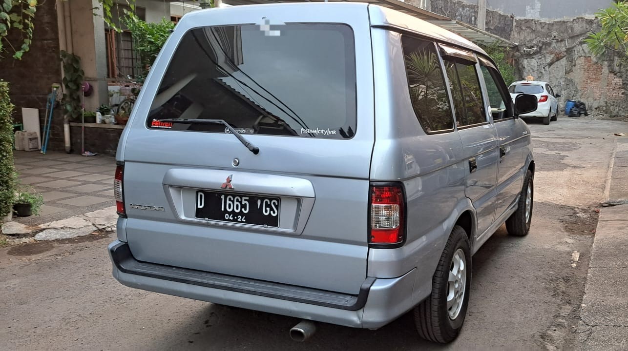 2004 Mitsubishi Kuda 2004 Mitsubishi Kuda