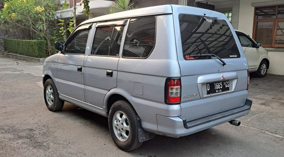 2004 Mitsubishi Kuda 2004 Mitsubishi Kuda