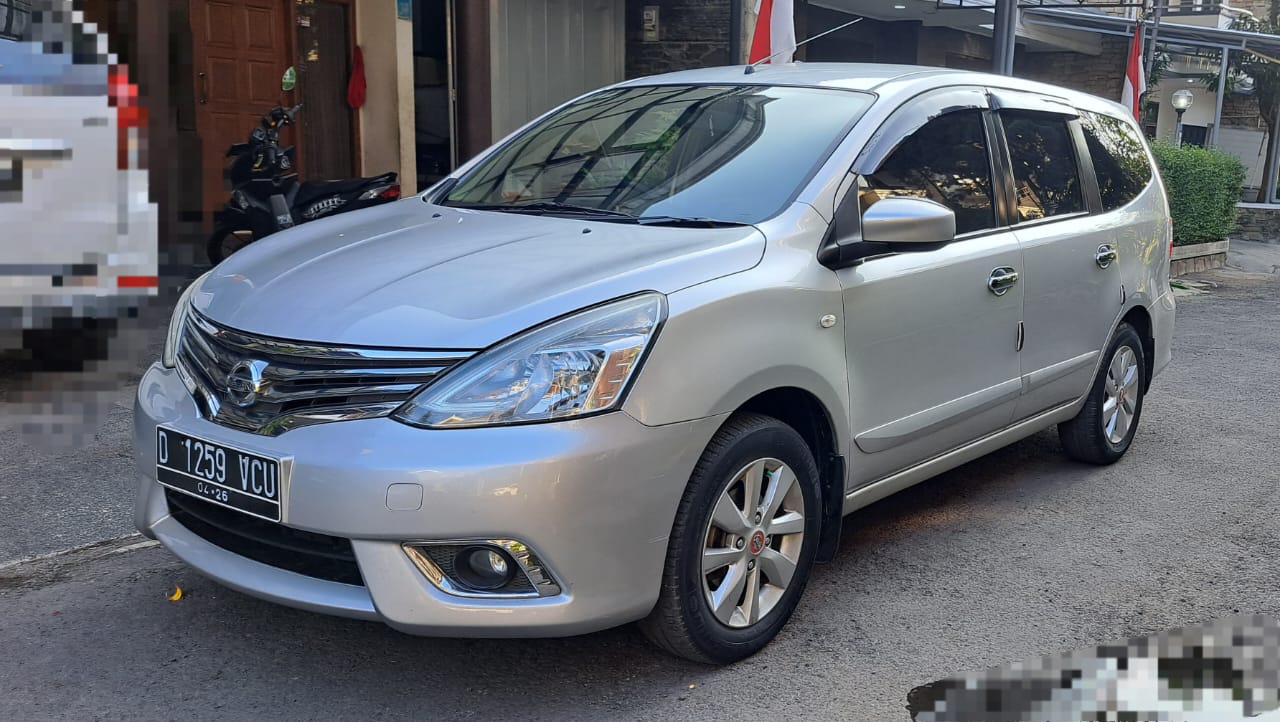 2013 Nissan Grand Livina Bekas 2013 Nissan Grand Livina Bekas