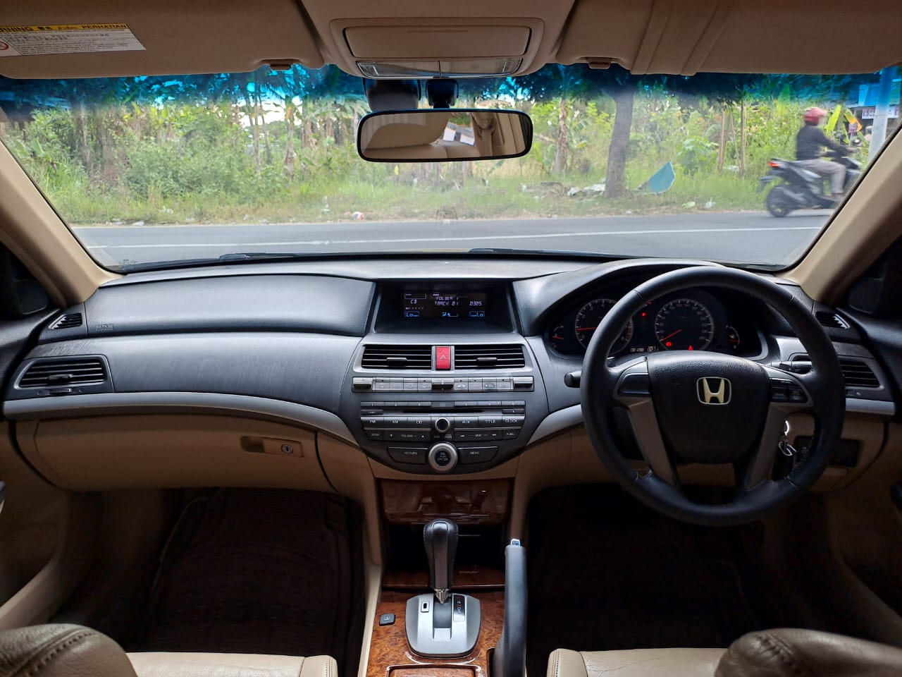 2012 Honda Accord  2.4L VTi 2012 Honda Accord  2.4L VTi