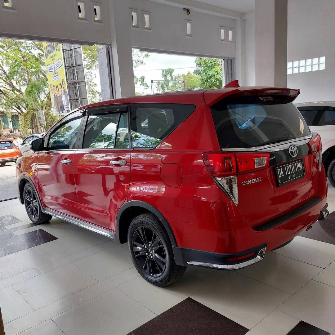 2017 Toyota Kijang Innova 2017 Toyota Kijang Innova