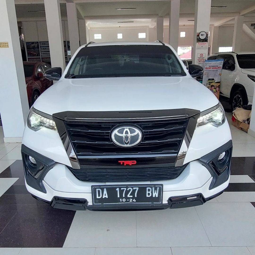 2019 Toyota Fortuner 4X2 2.5L AT TRD Bekas