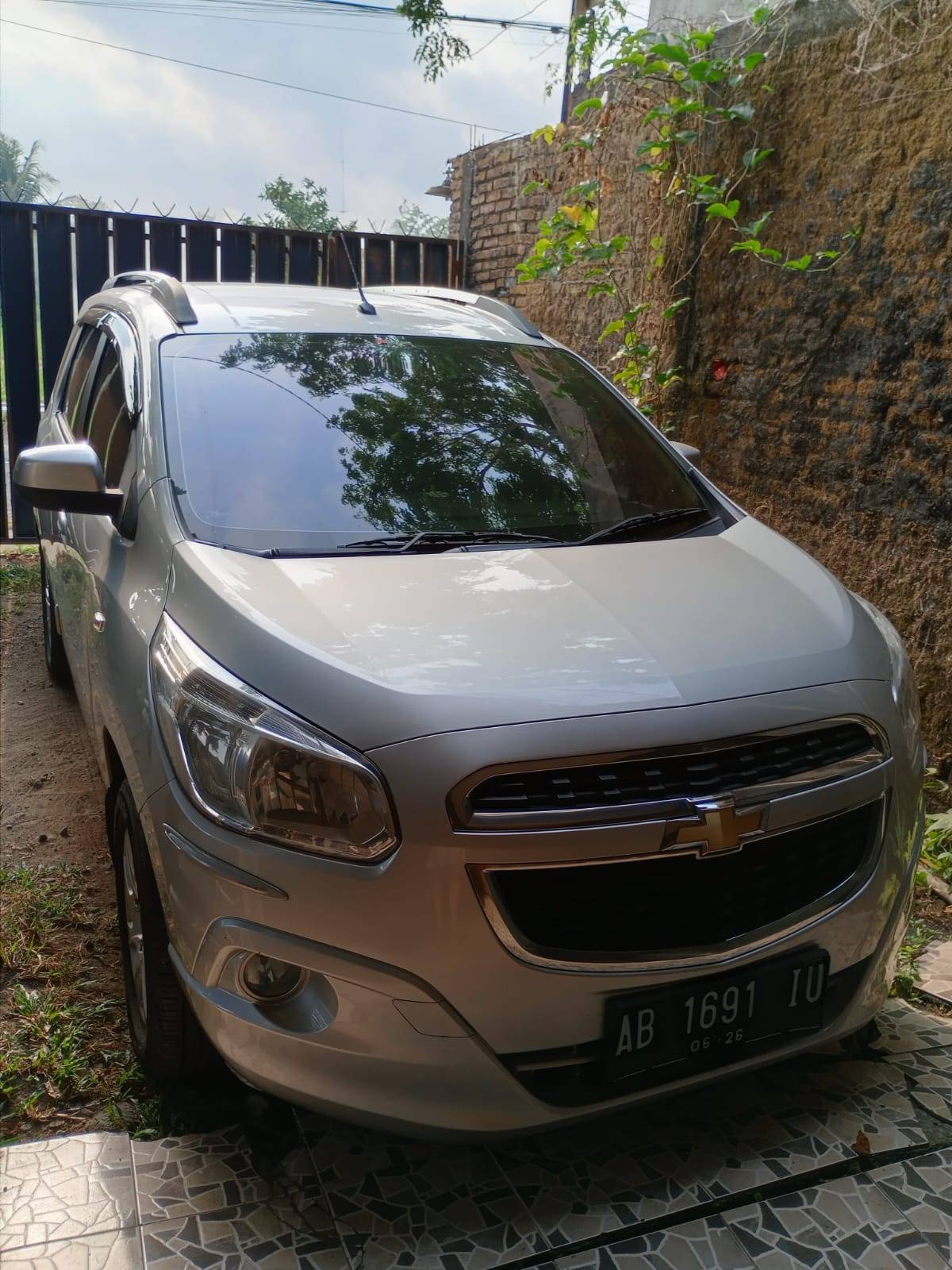 2013 Chevrolet Spin Bekas 2013 Chevrolet Spin Bekas