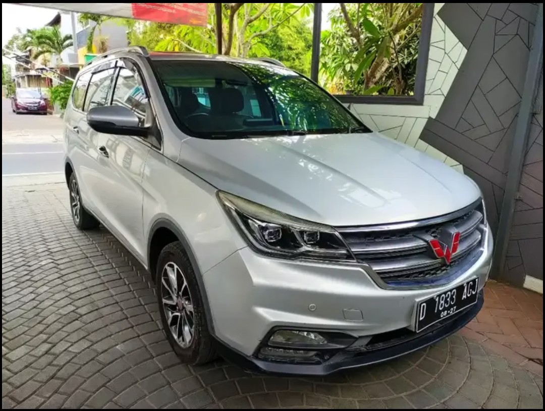 2018 Wuling Cortez 1.8 C Lux Plus i-AMT Bekas 2018 Wuling Cortez 1.8 C Lux Plus i-AMT Bekas