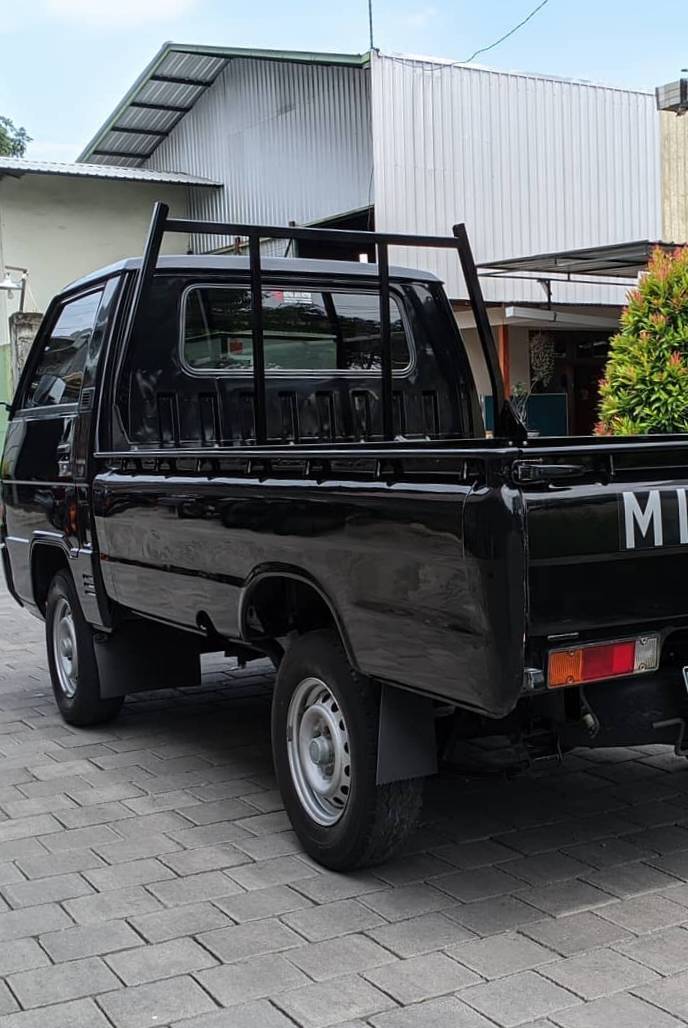 2021 Mitsubishi Colt L300 2021 Mitsubishi Colt L300