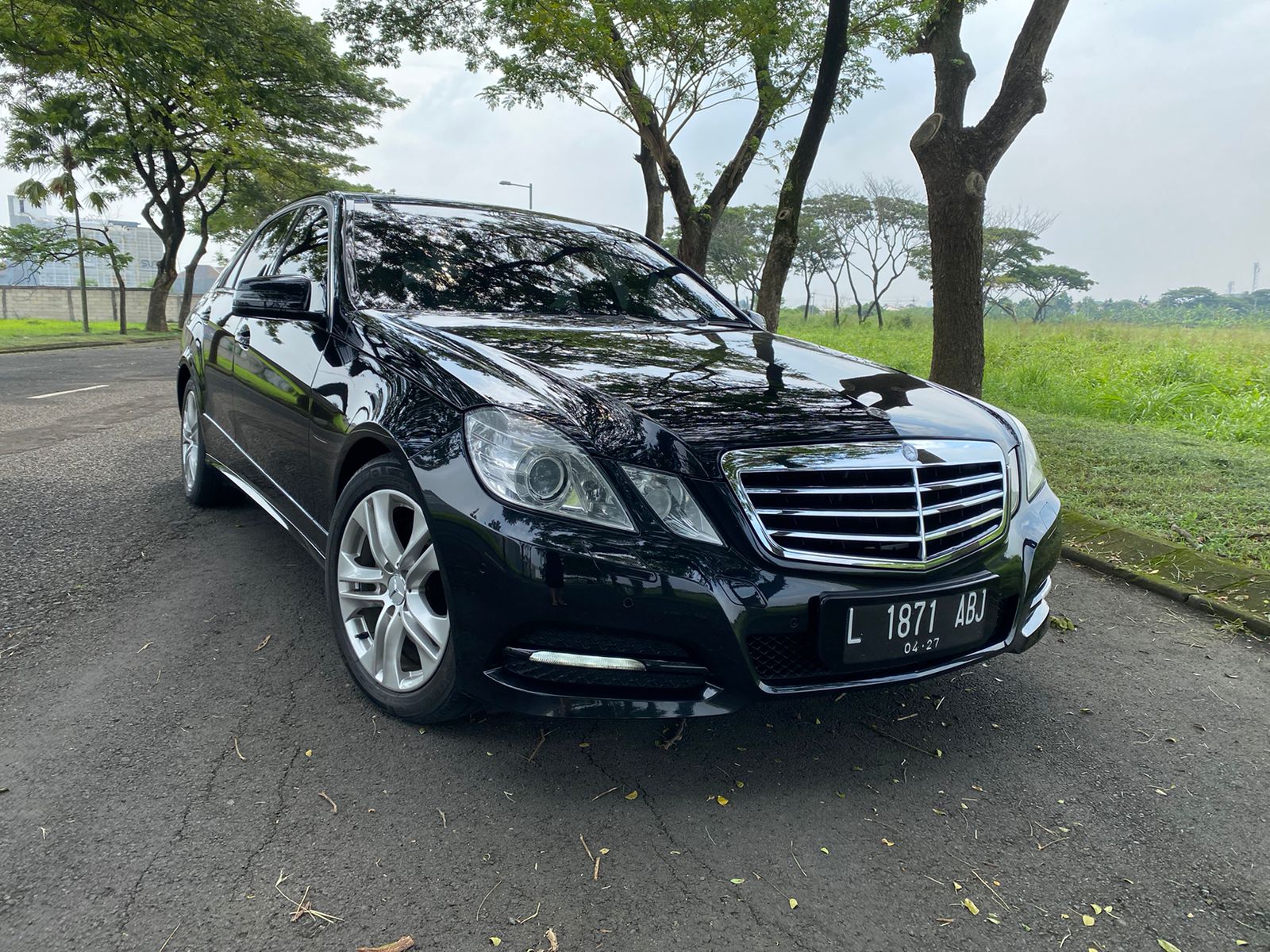 2010 Mercedes Benz E-Class Bekas 2010 Mercedes Benz E-Class Bekas