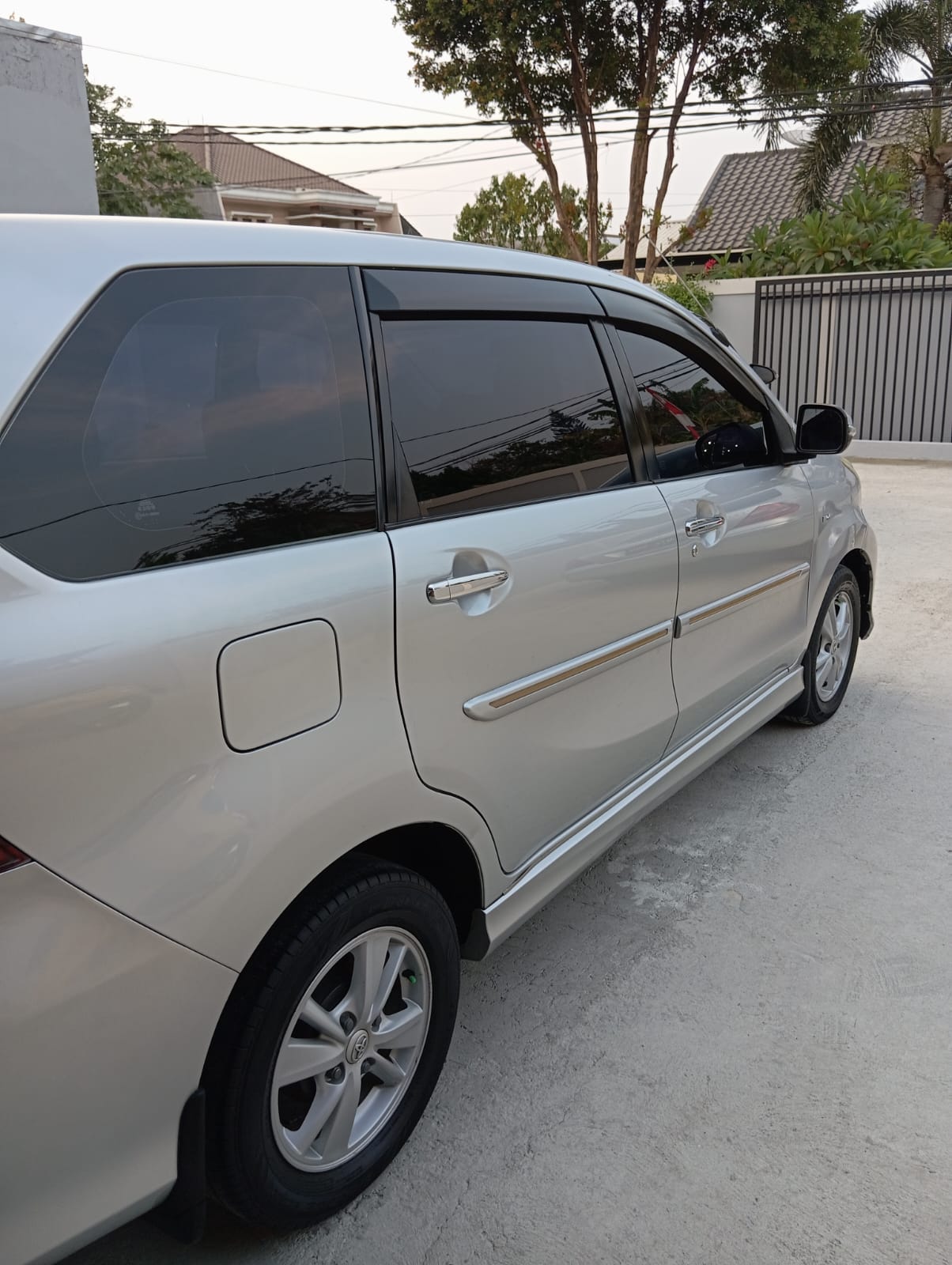 2013 Toyota Avanza Veloz 2013 Toyota Avanza Veloz