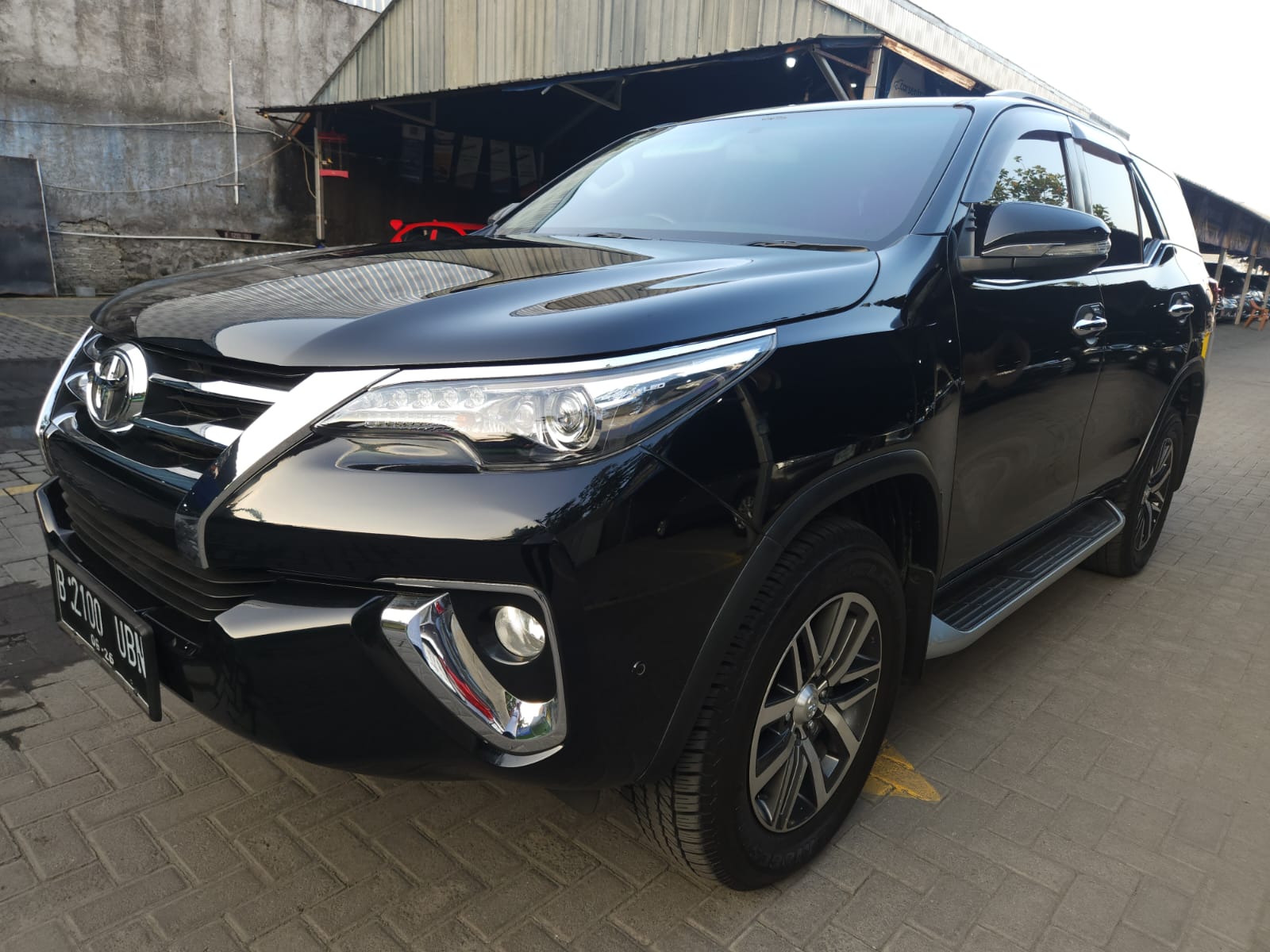 2016 Toyota Fortuner  2016 Toyota Fortuner