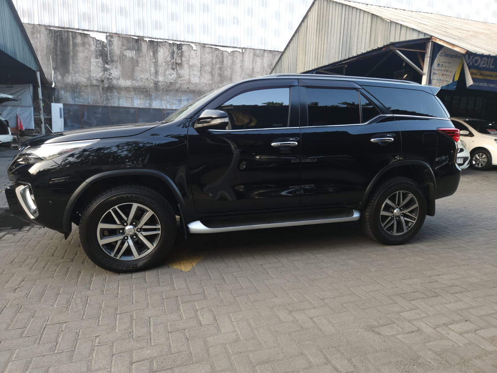 2016 Toyota Fortuner  2016 Toyota Fortuner