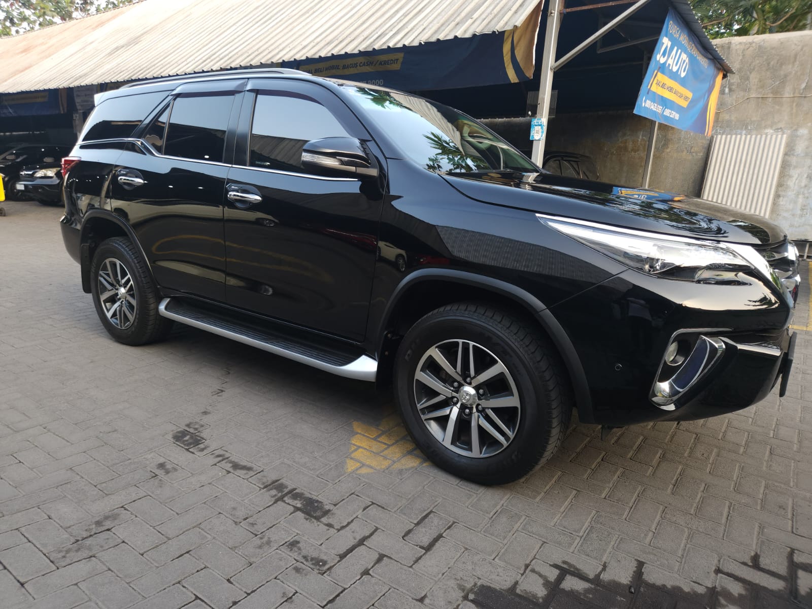 2016 Toyota Fortuner  2016 Toyota Fortuner
