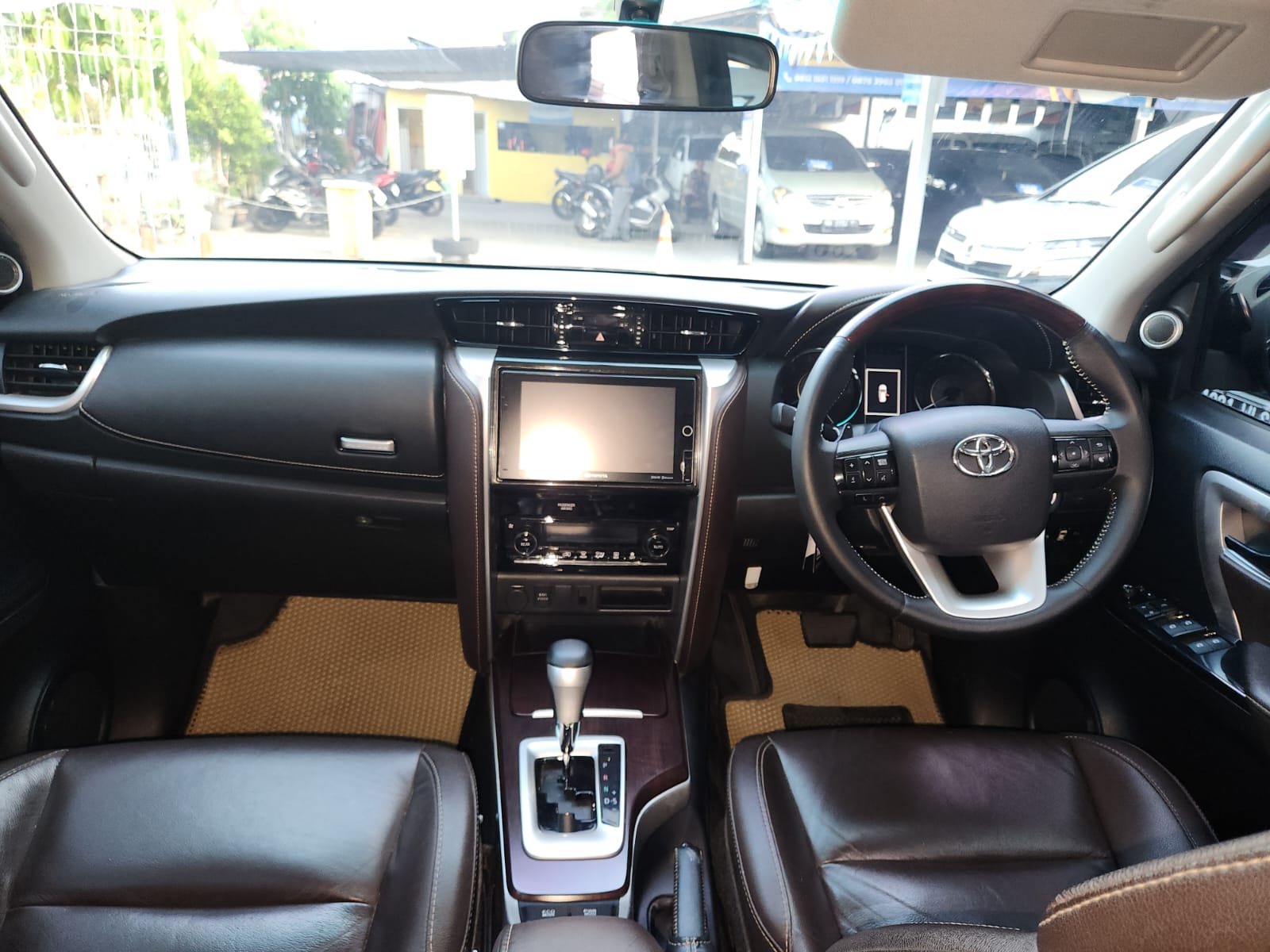 2016 Toyota Fortuner  2016 Toyota Fortuner