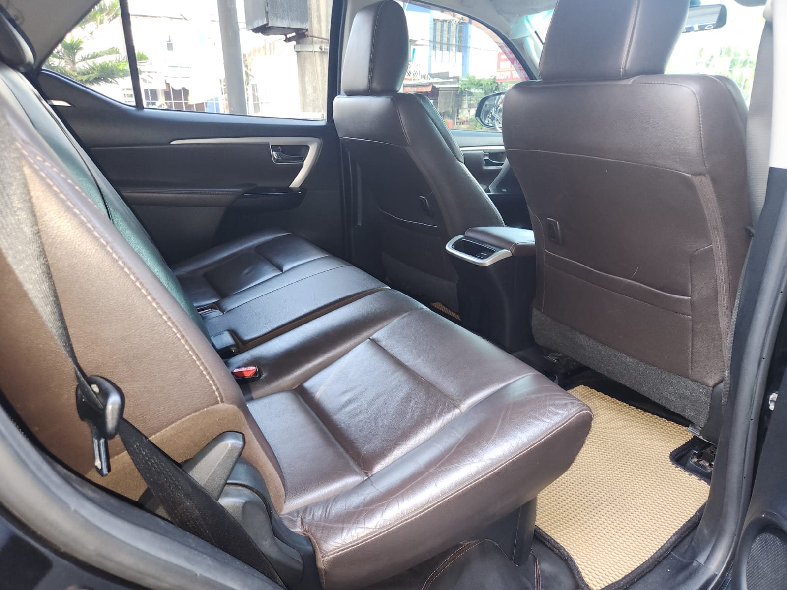 2016 Toyota Fortuner  2016 Toyota Fortuner
