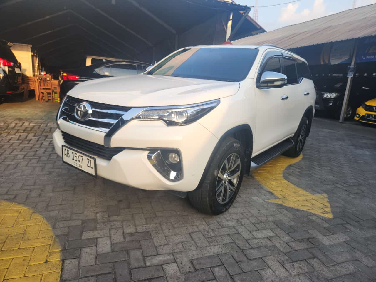 2016 Toyota Fortuner  2016 Toyota Fortuner