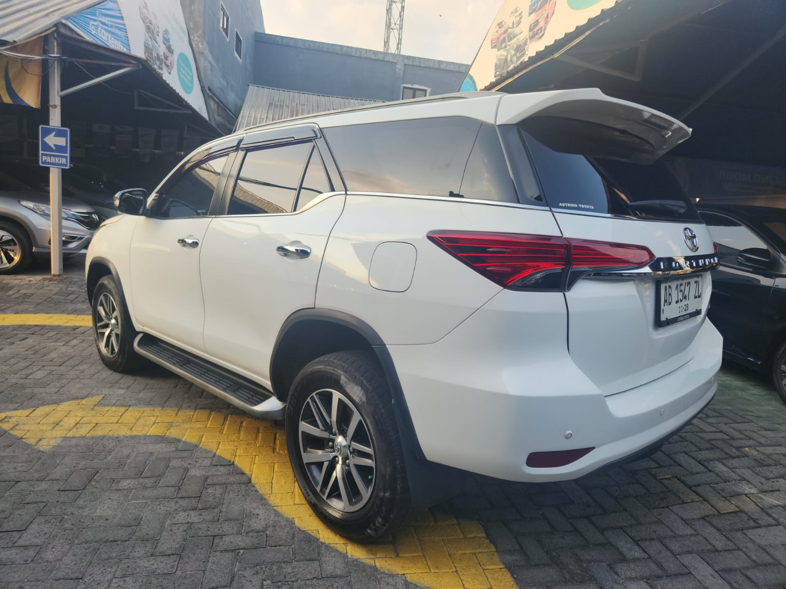 2016 Toyota Fortuner  2016 Toyota Fortuner