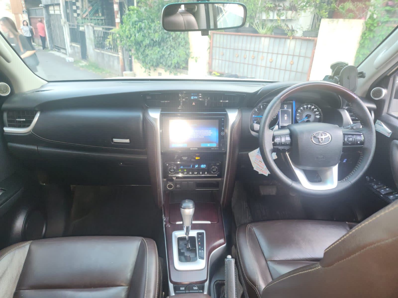2016 Toyota Fortuner  2016 Toyota Fortuner