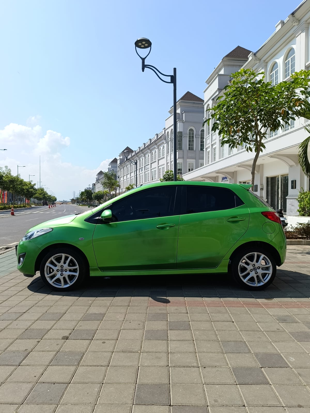 2012 Mazda 2 Hatchback 2012 Mazda 2 Hatchback