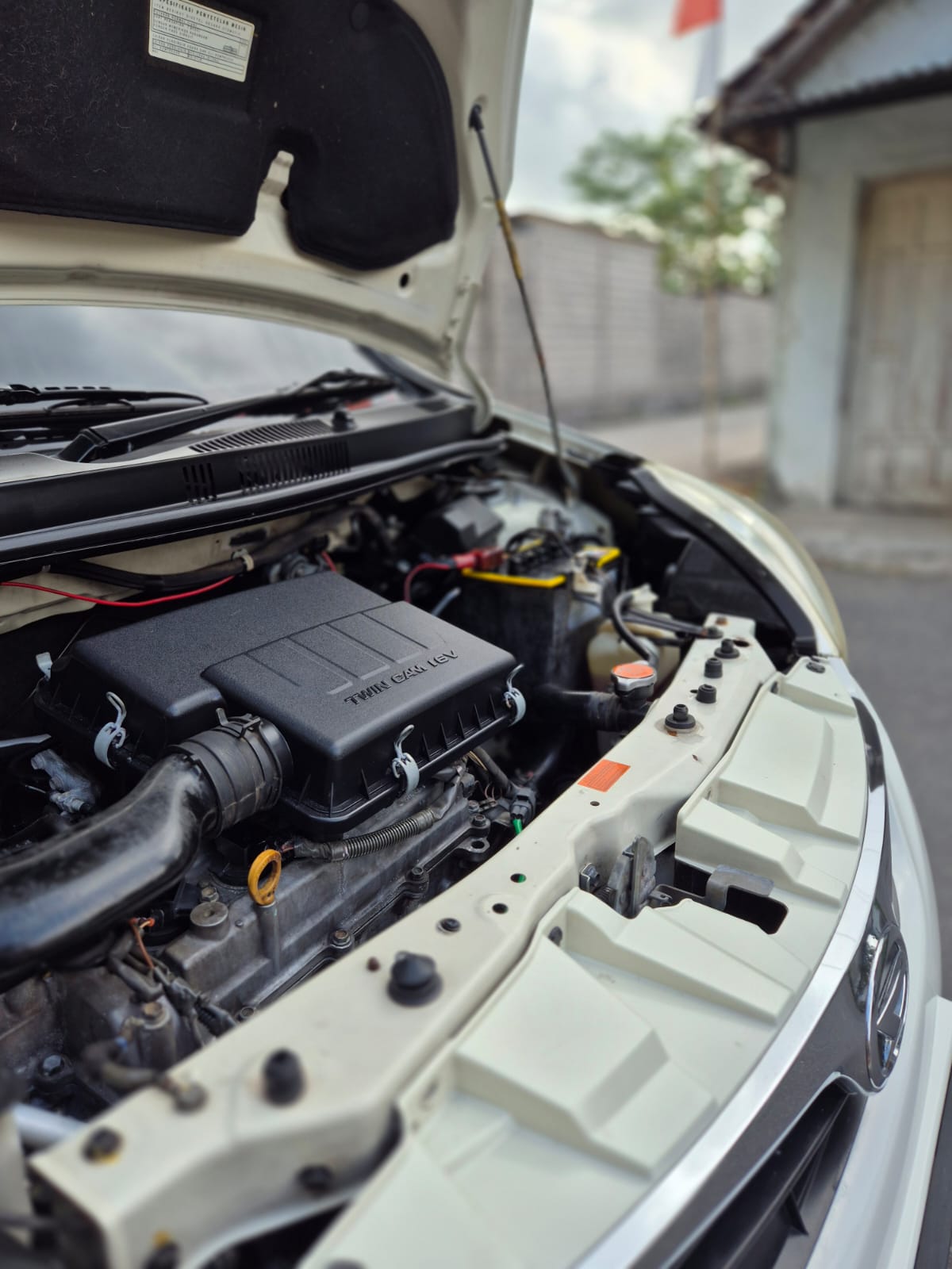 2013 Daihatsu Sirion  D MC SPORT A/T 2013 Daihatsu Sirion  D MC SPORT A/T