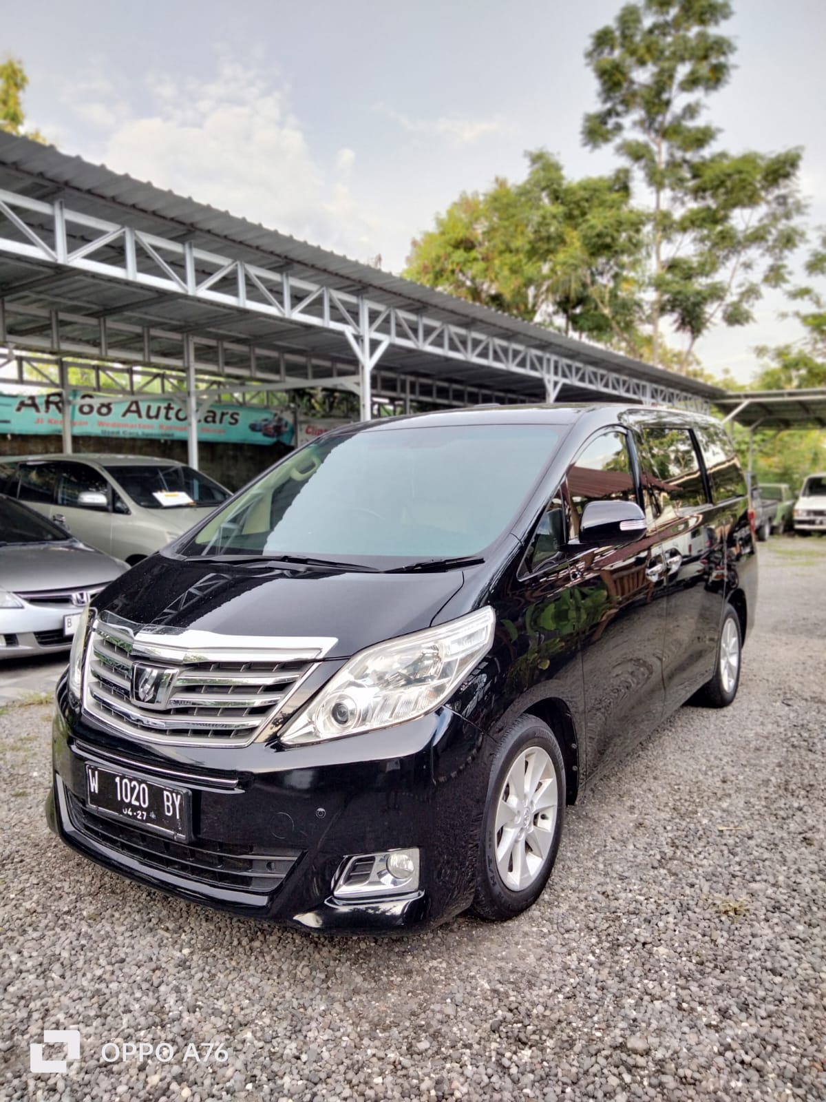 2014 Toyota Alphard  G 3.0 AT 2014 Toyota Alphard  G 3.0 AT