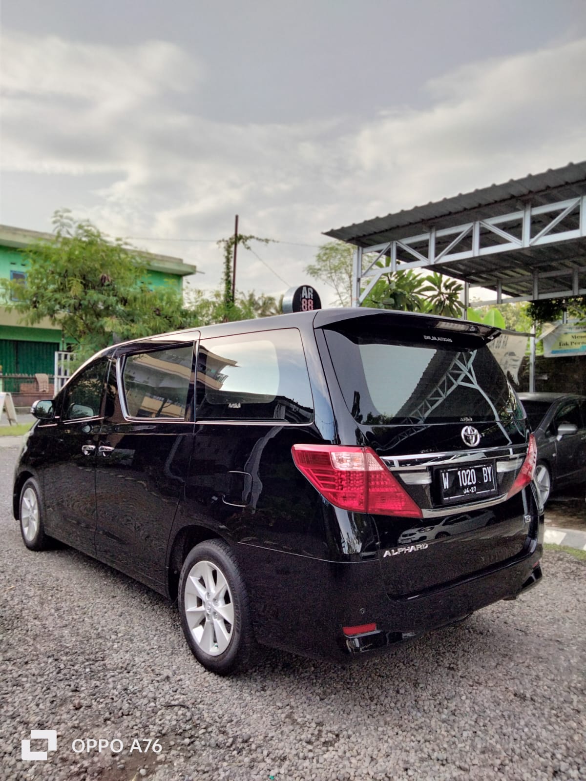2014 Toyota Alphard  G 3.0 AT 2014 Toyota Alphard  G 3.0 AT
