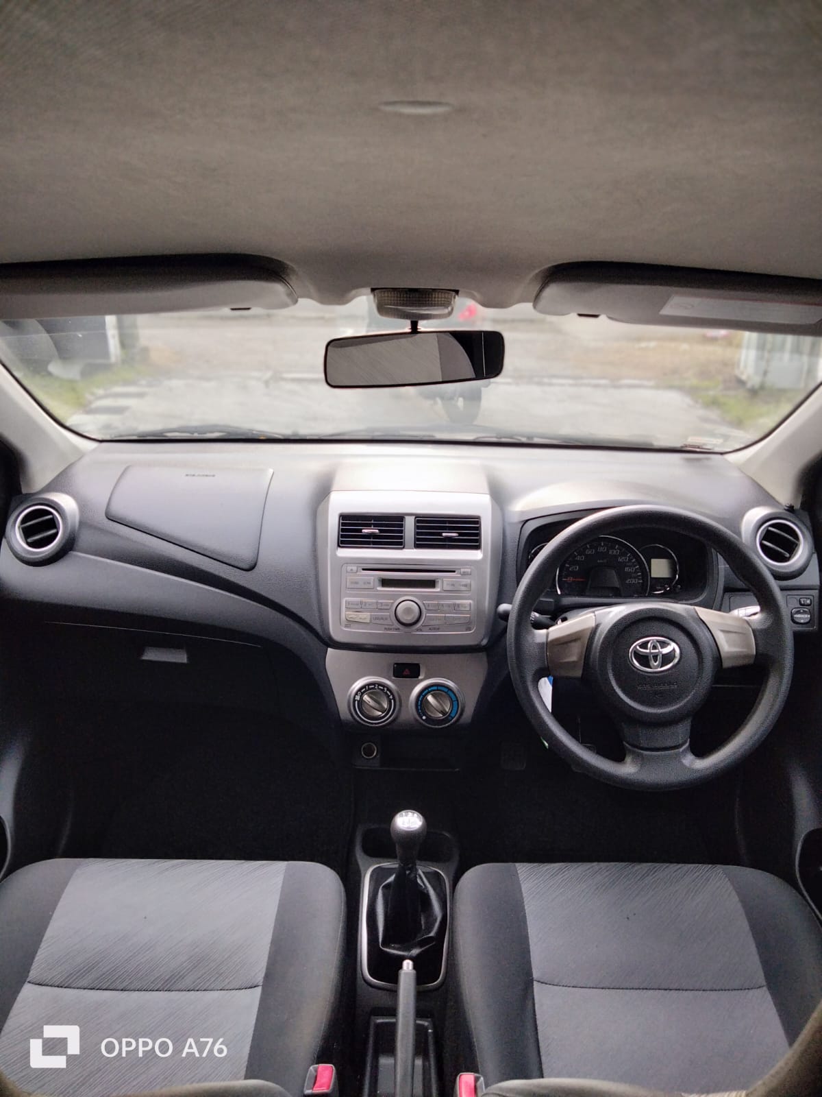 2014 Toyota Agya  1.2 G MT 2014 Toyota Agya  1.2 G MT