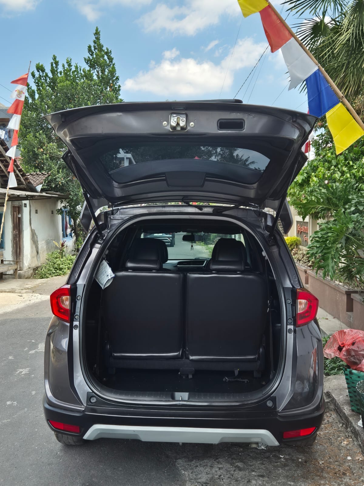 2016 Honda BRV  E AT 2016 Honda BRV  E AT