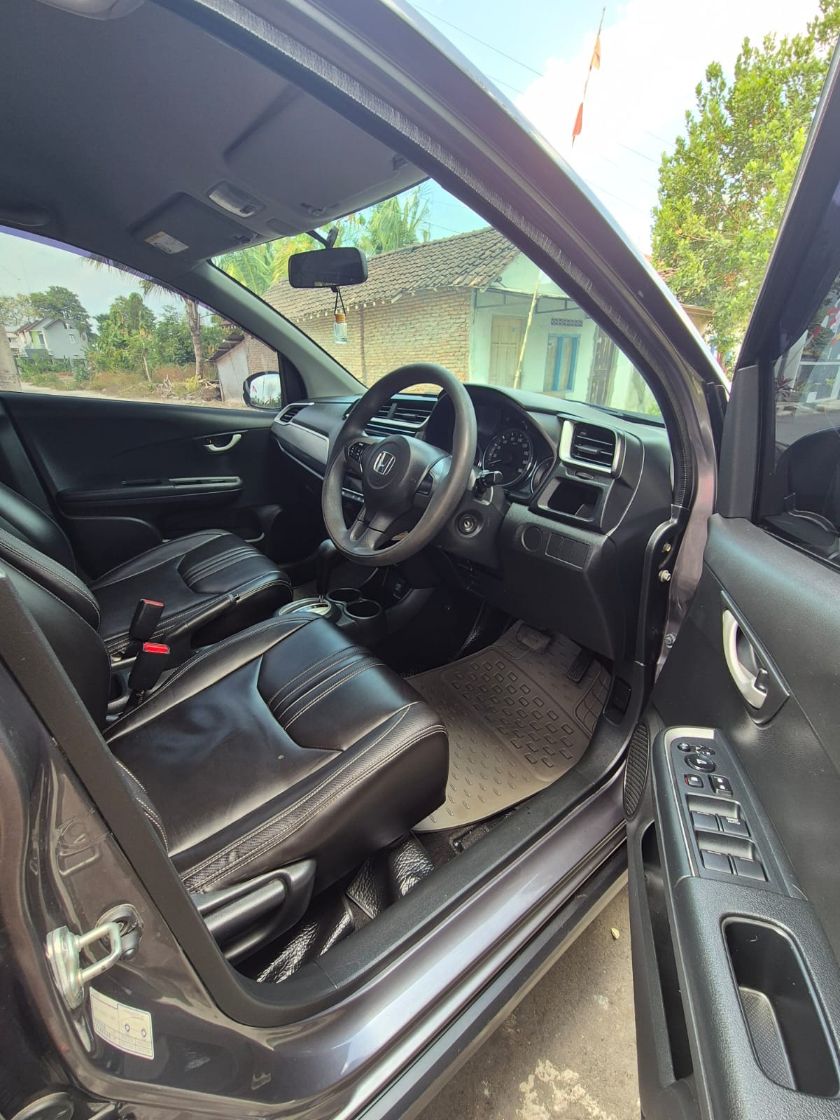 2016 Honda BRV  E AT 2016 Honda BRV  E AT