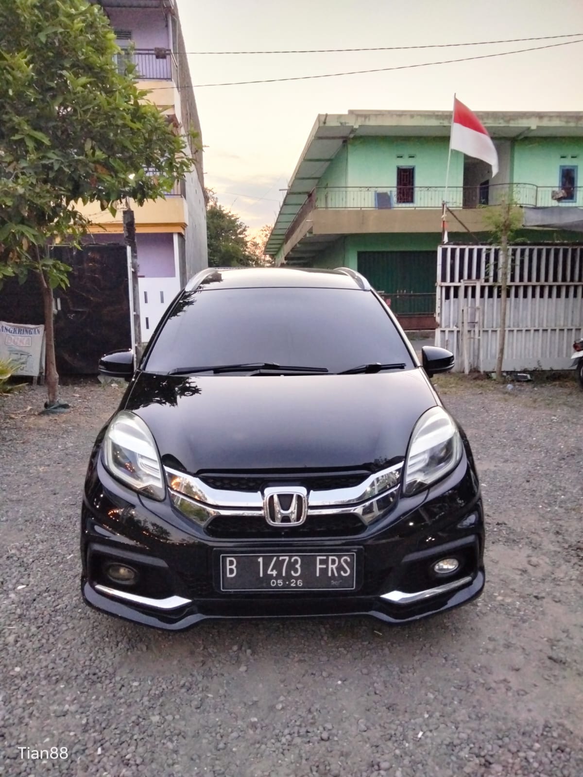 2016 Honda Mobilio  RS CVT Bekas 2016 Honda Mobilio  RS CVT Bekas