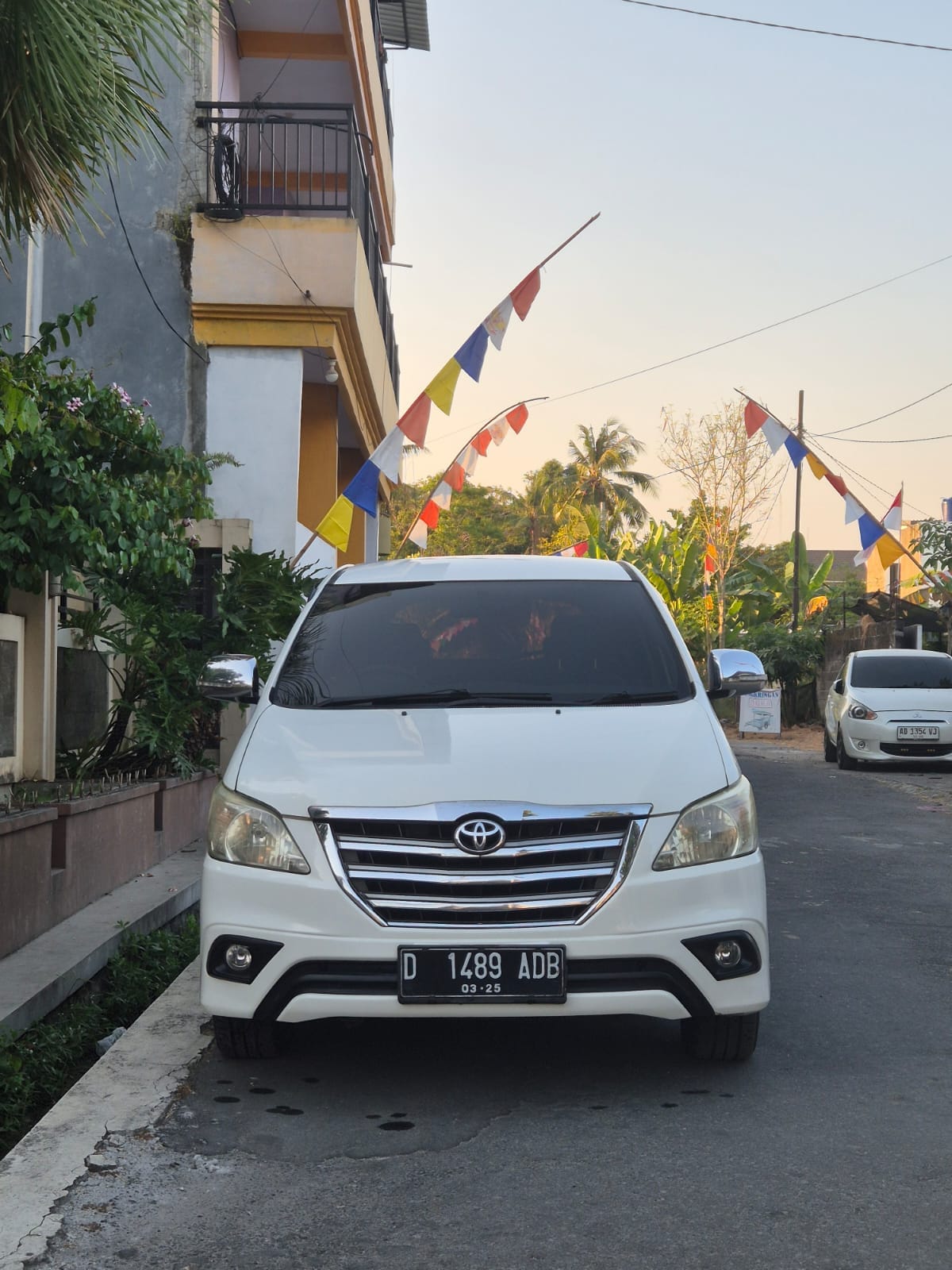 2015 Toyota Kijang Innova 2.0 G MT Bekas 2015 Toyota Kijang Innova 2.0 G MT Bekas