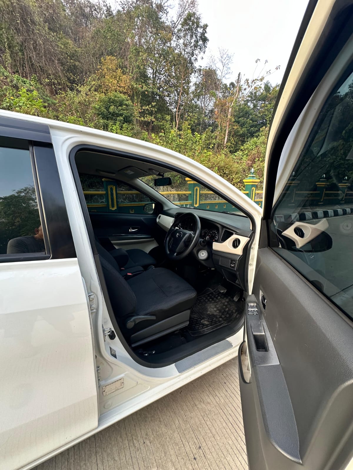 2018 Daihatsu Sigra  1.2 R AT 2018 Daihatsu Sigra  1.2 R AT