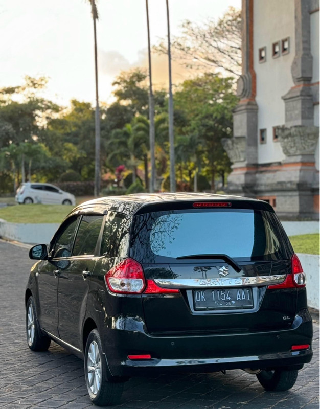 2017 Suzuki Ertiga  2017 Suzuki Ertiga