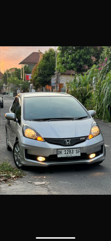 Second Hand 2014 Honda Jazz Second Hand 2014 Honda Jazz