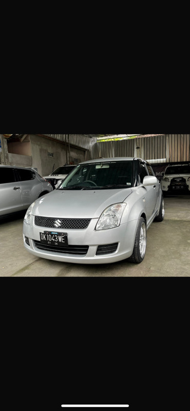 2010 Suzuki Swift 2010 Suzuki Swift