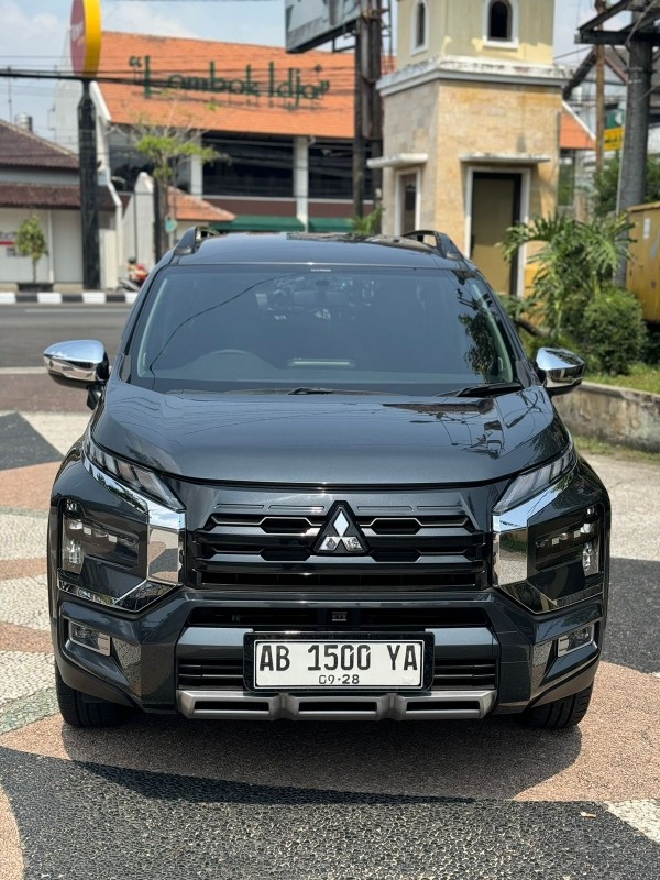 2023 Mitsubishi Xpander Cross  Premium Package CVT