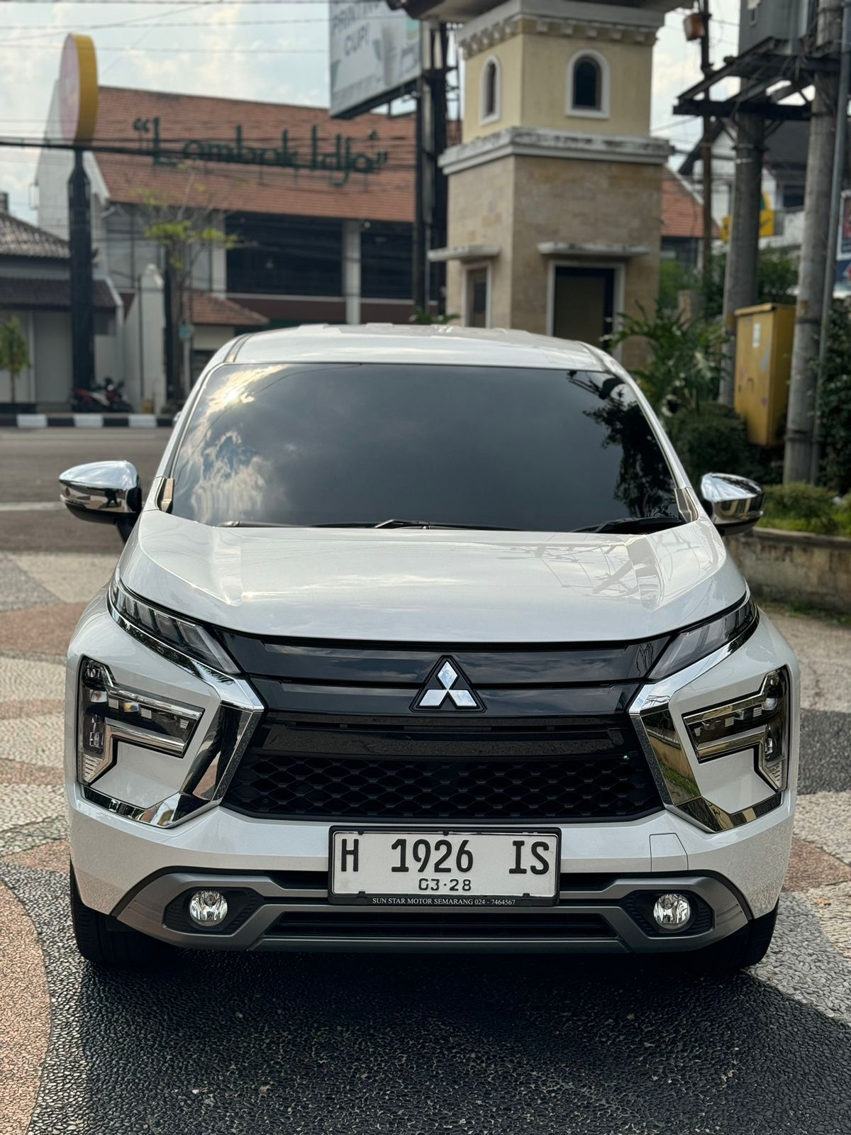 Second Hand 2023 Mitsubishi Xpander Ultimate CVT Second Hand 2023 Mitsubishi Xpander Ultimate CVT