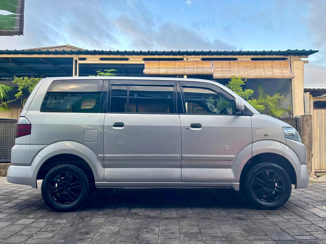 2013 Suzuki APV 2013 Suzuki APV