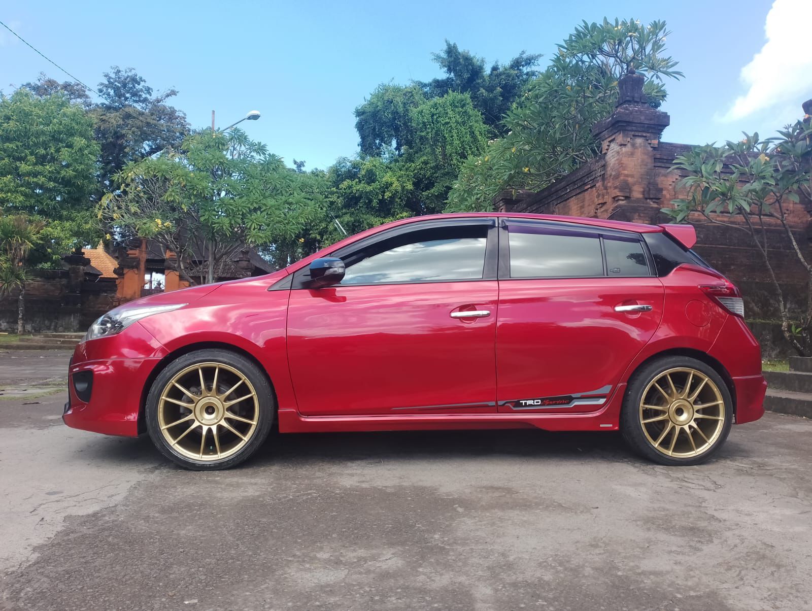 2016 Toyota Yaris 2016 Toyota Yaris